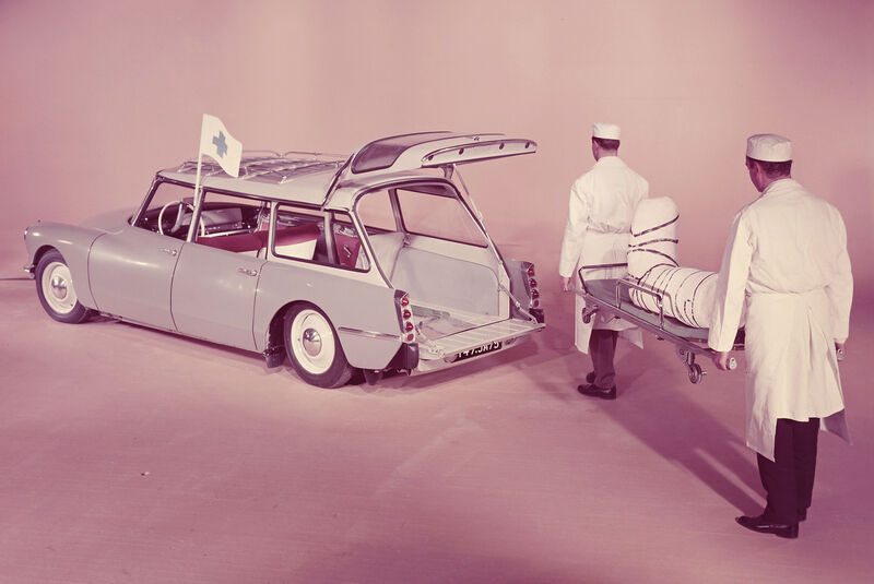 Citroën ID19F Break, Werbefoto, Krankenwagen