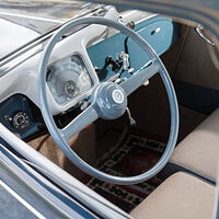 Citroen-11-CV-Interieur