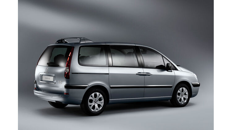 Peugeot 807 Und Citroen C8 Psa Stellt Grosse Vans Ein Auto Motor Und Sport