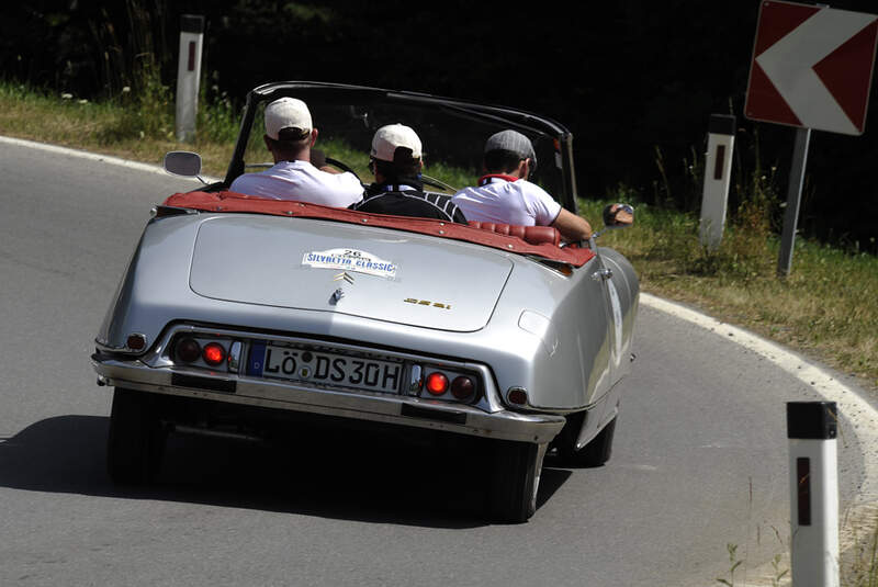 Citroen DS bei der Silvretta Classic 2010 