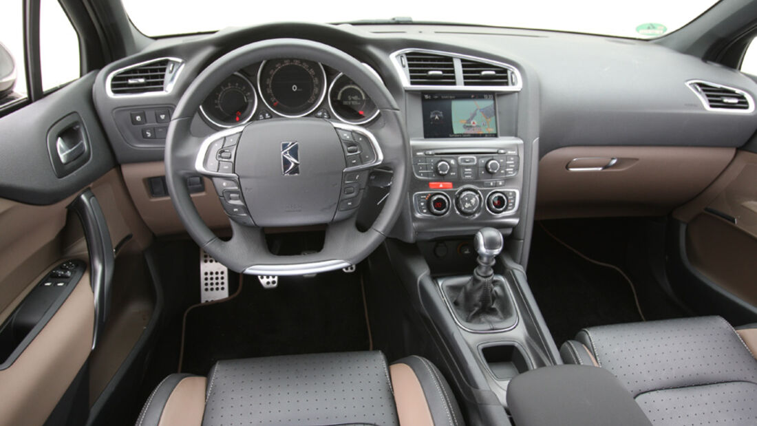 Citroen DS4 THP200, Cockpit