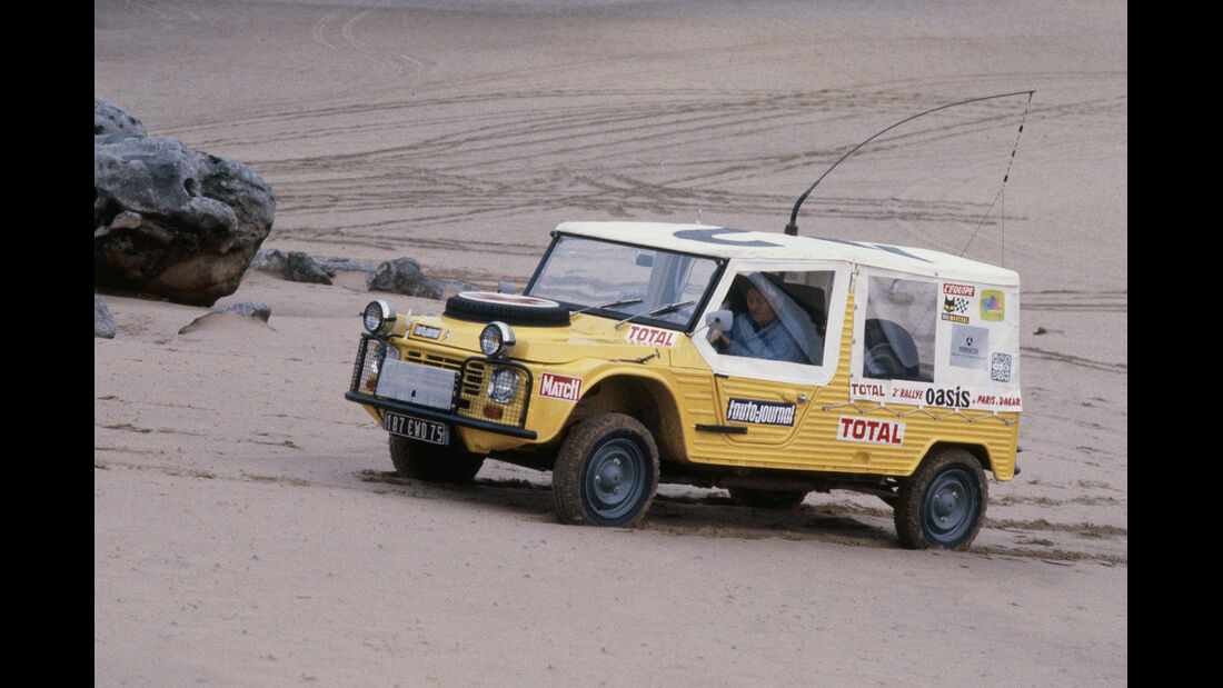 Citroen Mehari als Begleitfahrzeug Paris-Dakar
