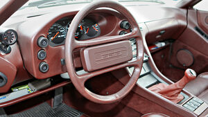 Cockpit 80er Porsche 928