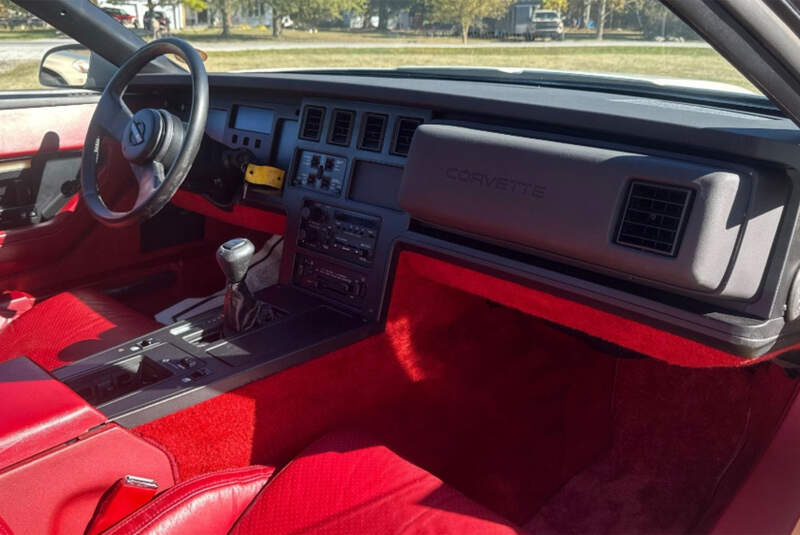 Corvette C4 VIN 0001 (1984)