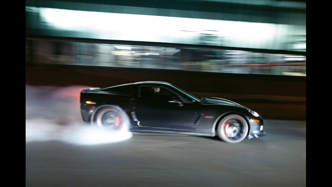 Corvette Z06, Seitenansicht, Burnout