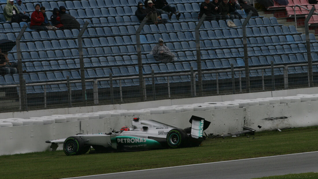 Crash Michael Schumacher - Formel 1 - GP Deutschland - 20. Juli 2012