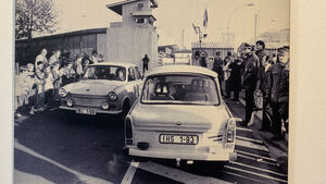 DDR Flucht Fahrzeuge Checkpoint Charlie