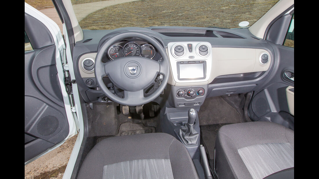 Dacia Dokker dCi 90 Eco2, Cockpit, Lenkrad