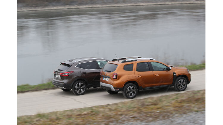 Dacia Duster Dci 110 4x4 Und Nissan Qashqai 1 5 Dci Im Test Auto Motor Und Sport