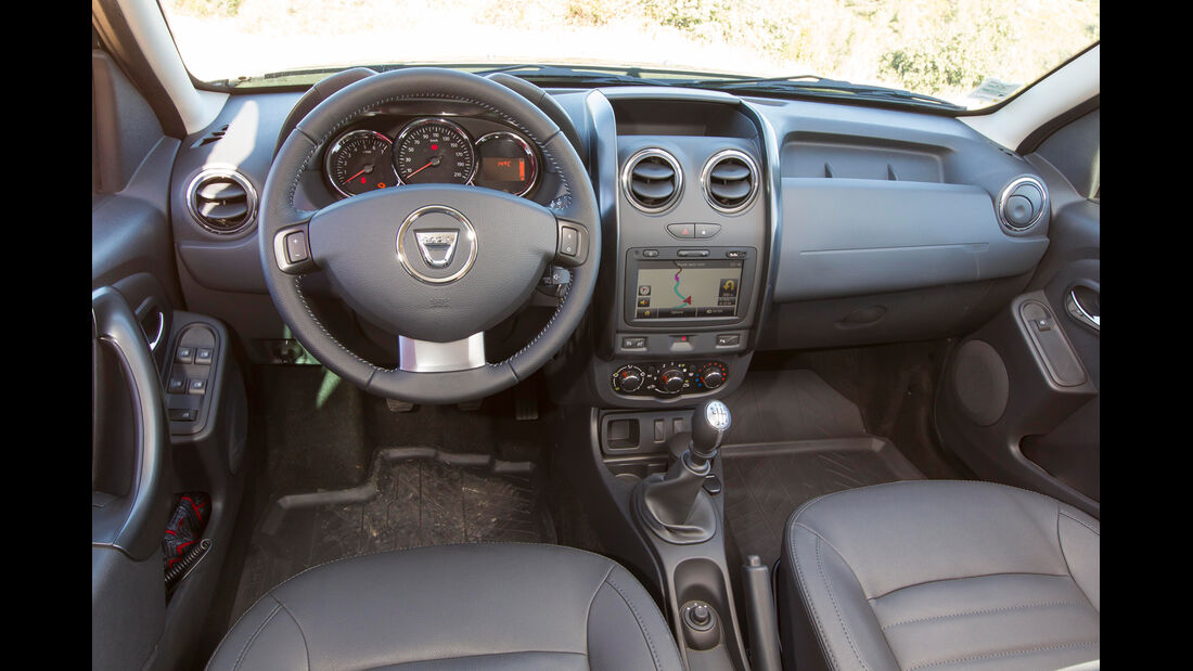 Dacia Duster dCi 110 4x4, Cockpit