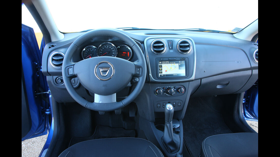 Dacia Sandero, Cockpit, Lenkrad
