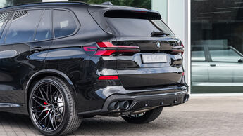 Dähler BMW X5 M60i Heck Dreiviertelansicht