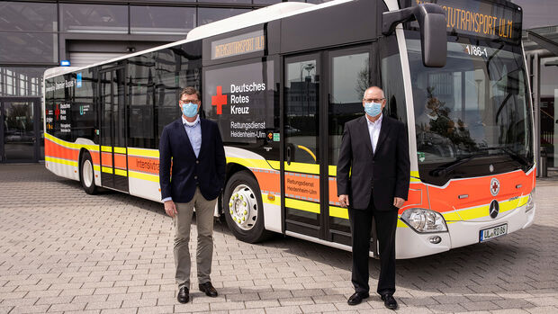 Daimler Buses baut Mercedes-Benz Citaro für den Transport von COVID-19-Patienten um

Daimler Buses converts Mercedes-Benz Citaro for transporting COVID-19 patients