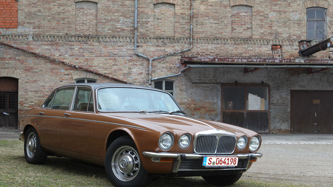 Daimler Double-Six Vanden Plas Series II, Frontansicht