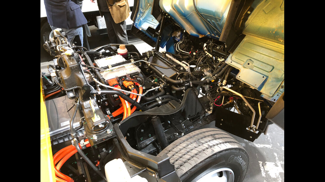 Daimler Fuso eCanter Elektro-Lkw erster Test