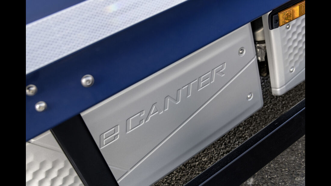 Daimler Fuso eCanter Elektro-Lkw erster Test