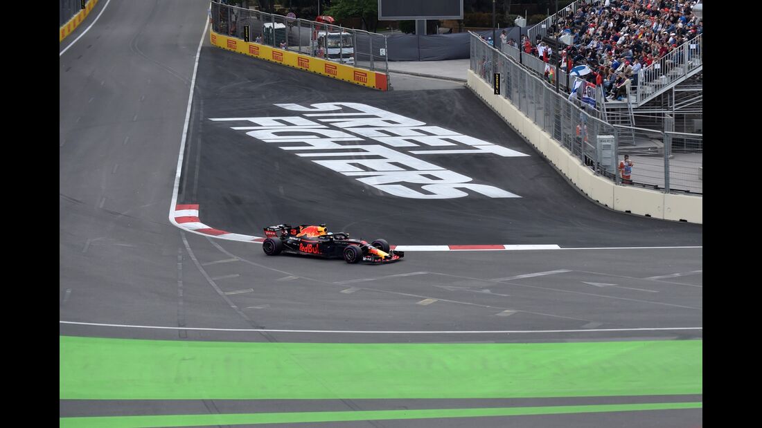 Daniel Ricciardo - Red Bull - Formel 1 - GP Aserbaidschan - 28. April 2018