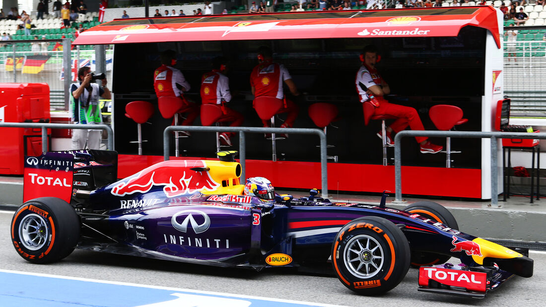 Daniel Ricciardo - Red Bull - Formel 1 - GP Malaysia - Sepang - 29. März 2014