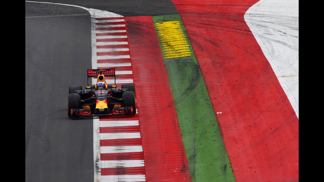 Daniel Ricciardo -Red Bull - Formel 1 - GP Österreich - 3. Juli 2016