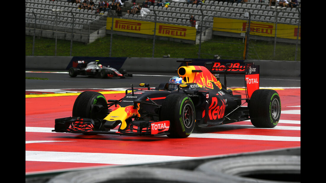 Daniel Ricciardo - Red Bull - Formel 1 - GP Österreich - Spielberg - 1. Juli 2016