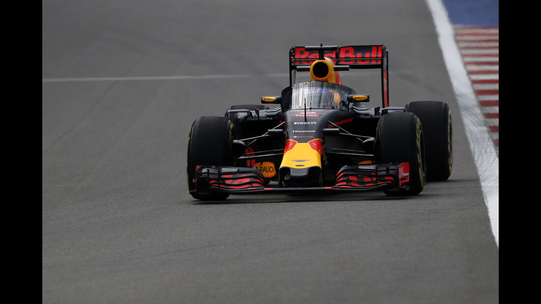 Daniel Ricciardo - Red Bull - Formel 1 - GP Russland - 29. April 2016