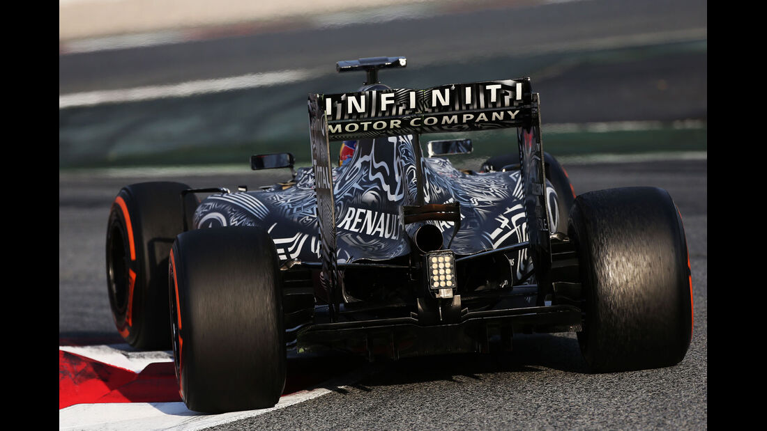 Daniel Ricciardo - Red Bull - Formel 1-Test - Baarcelona - 1. März 2015