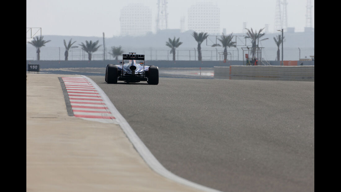 Daniel Ricciardo - Red Bull - Formel 1 - Test - Bahrain - 27. Februar 2014