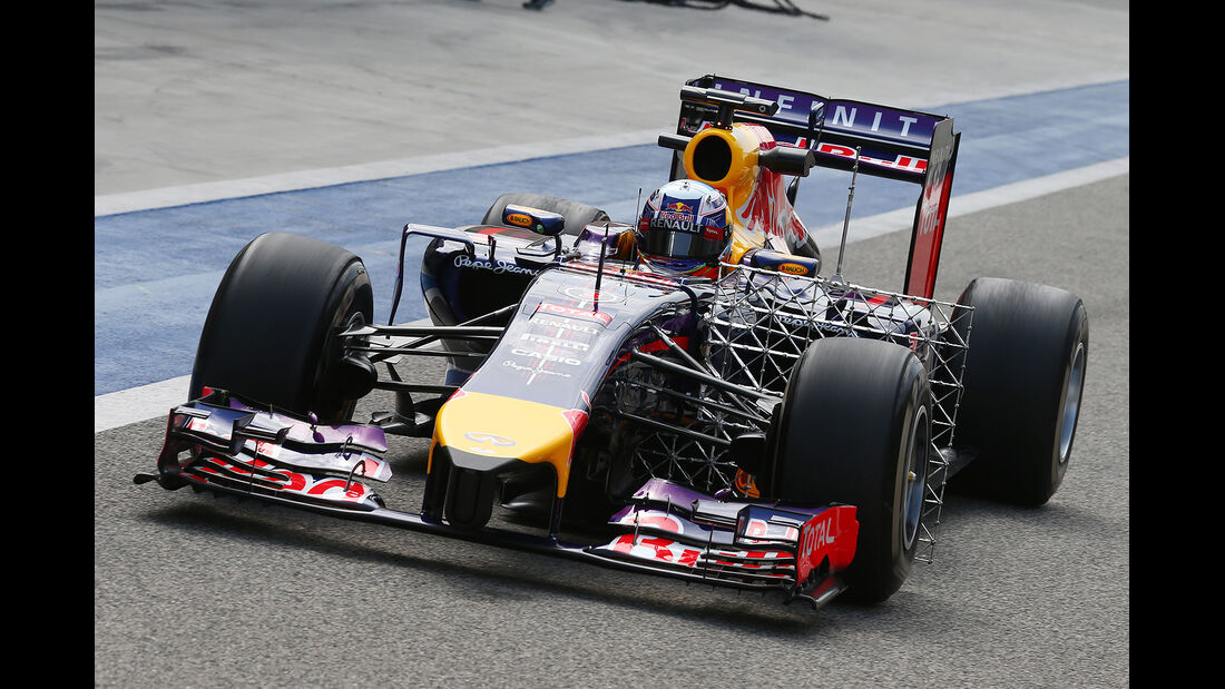 Daniel Ricciardo - Red Bull -  Formel 1 - Test - Bahrain - 28. Februar 2014