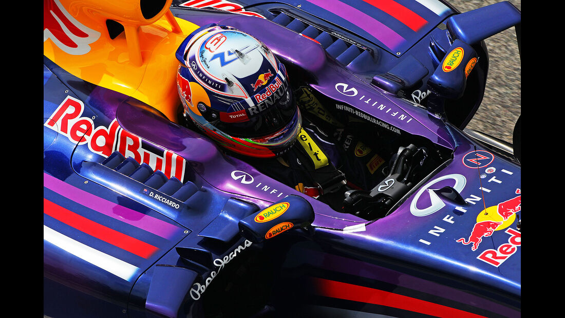Daniel Ricciardo - Red Bull - Formel 1 - Test - Bahrain - 28. Februar 2014