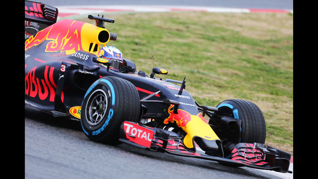 Daniel Ricciardo - Red Bull - Formel 1-Test - Barcelona - 22. Februar 2016