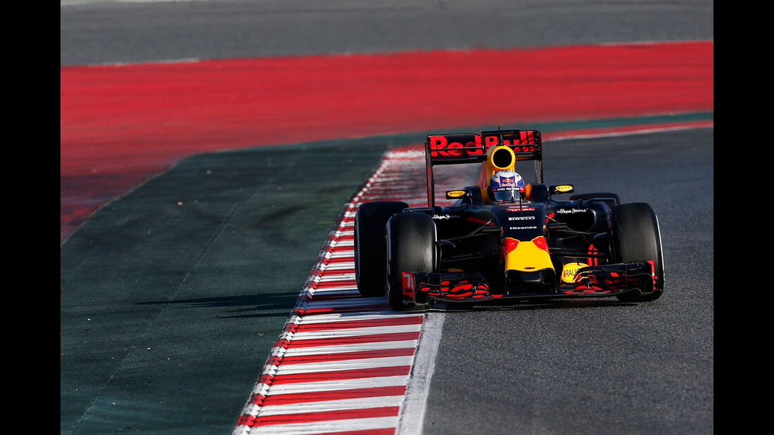 Daniel Ricciardo - Red Bull - Formel 1-Test - Barcelona - 4.3.2016
