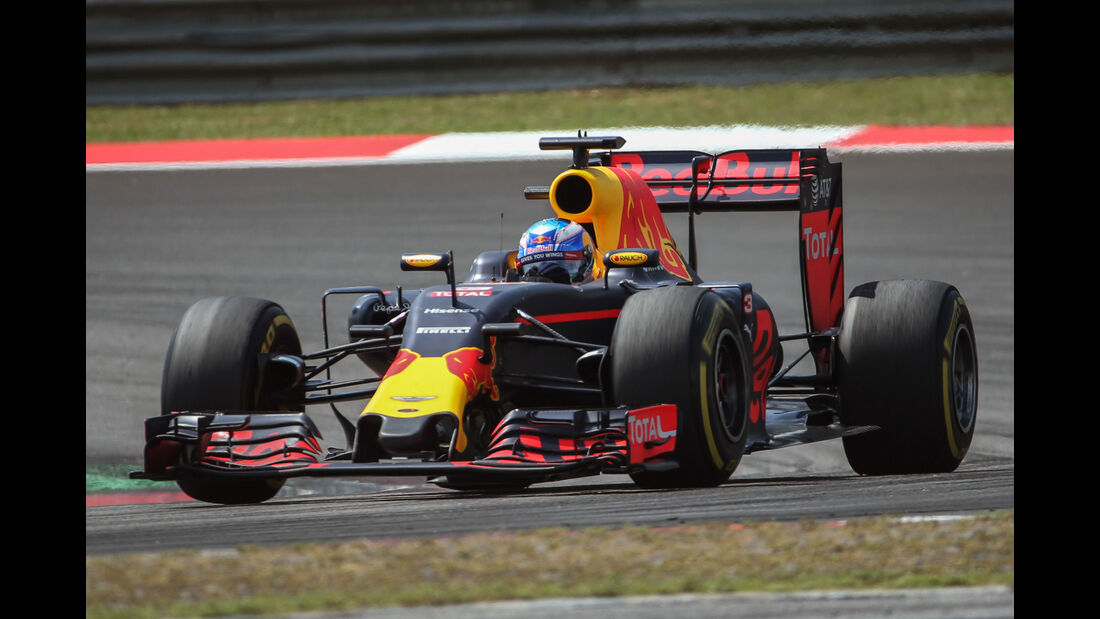 Daniel Ricciaro - Red Bull - GP Malaysia 2016 - Sepang