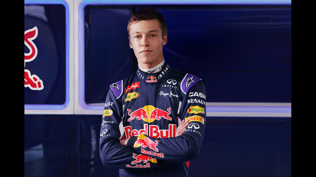 Daniil Kvyat - Helm - Porträt - Formel 1 - 2015