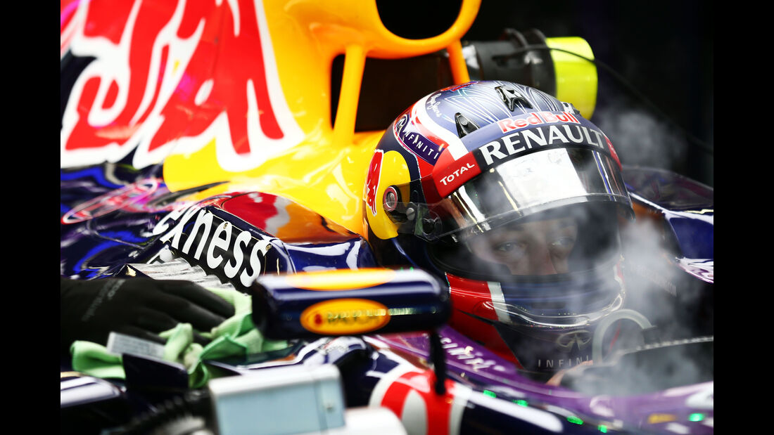 Daniil Kvyat - Red Bull - Formel 1 - GP Singapur - 20. September 2015