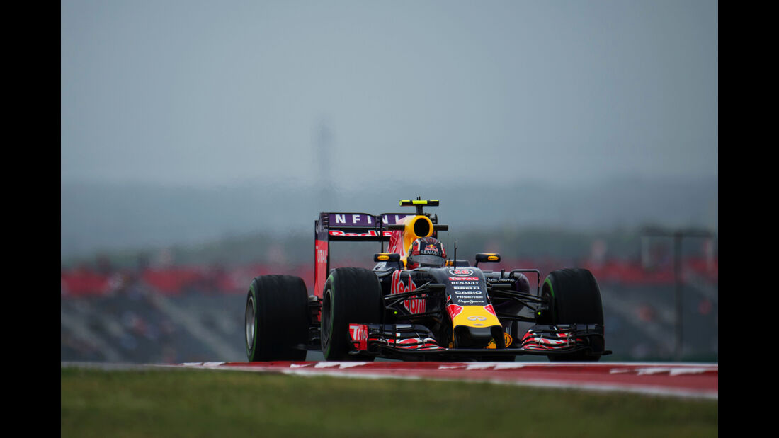 Daniil Kvyat - Red Bull - Formel 1 - GP USA - Austin - 23. Oktober 2015