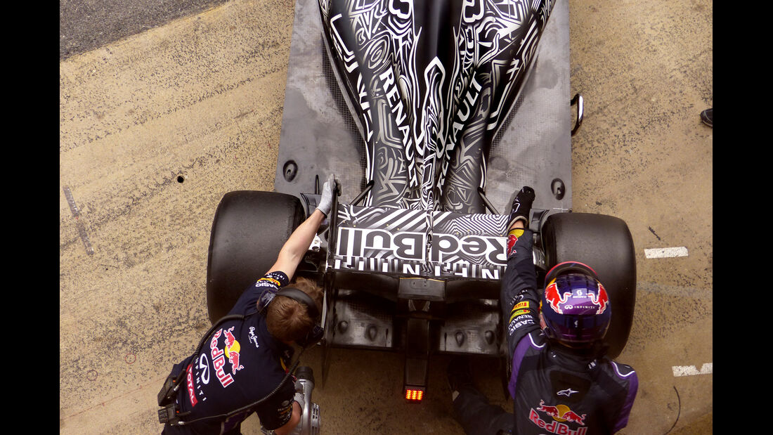 Daniil Kvyat - Red Bull - Formel 1-Test - Barcelona - 21. Februar 2015