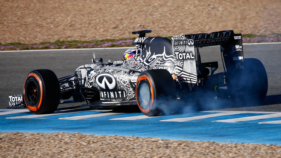 Daniil Kvyat - Red Bull - Formel 1-Test - Jerez - 2015