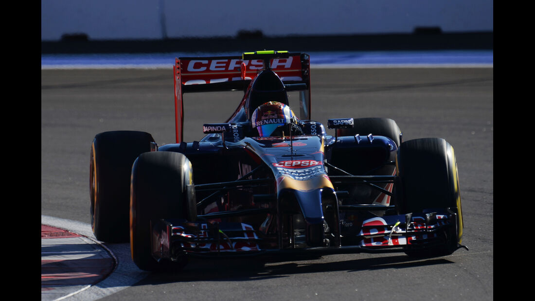 Daniil Kvyat - Toro Rosso - Formel 1 - GP Russland - 11. Oktober 2014