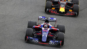 Daniil Kvyat - Toro Rosso - Max Verstappen - Red Bull - Testfahrten - Barcelona