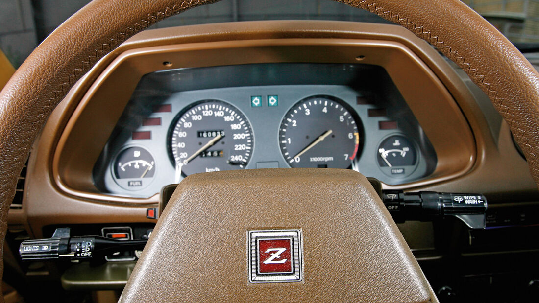 Datsun 280 ZXT, Rundinstrumente