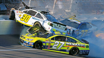 Daytona 500, NASCAR, Kligerman, Crash