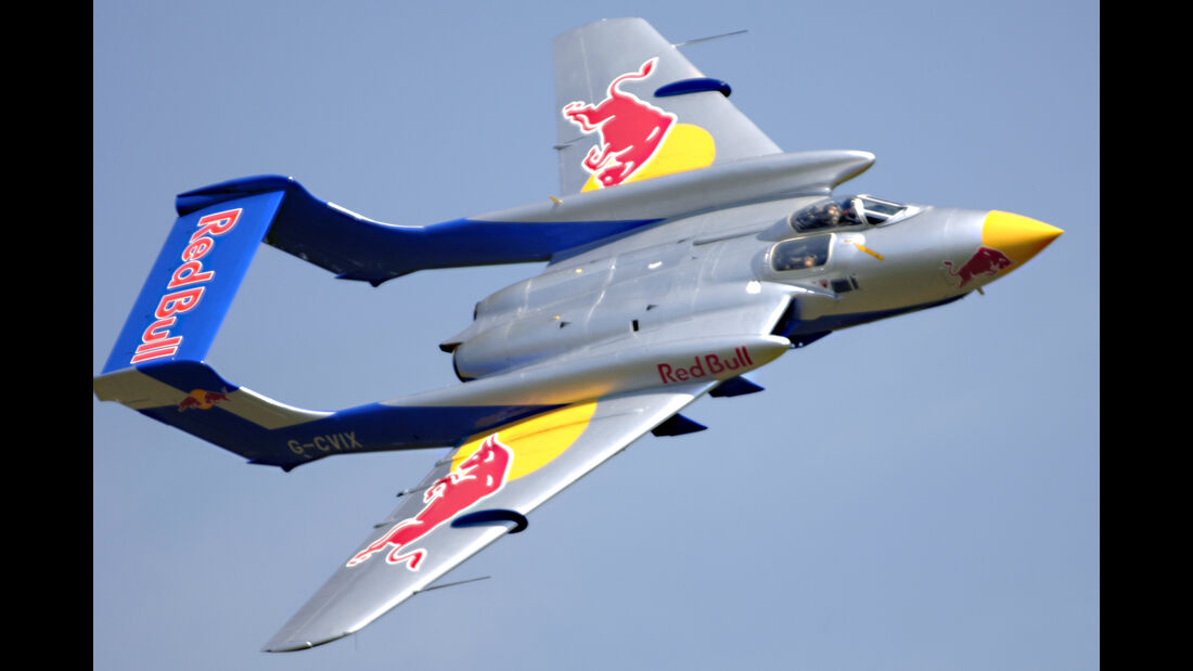 De Havilland Sea Vicen - Red Bull