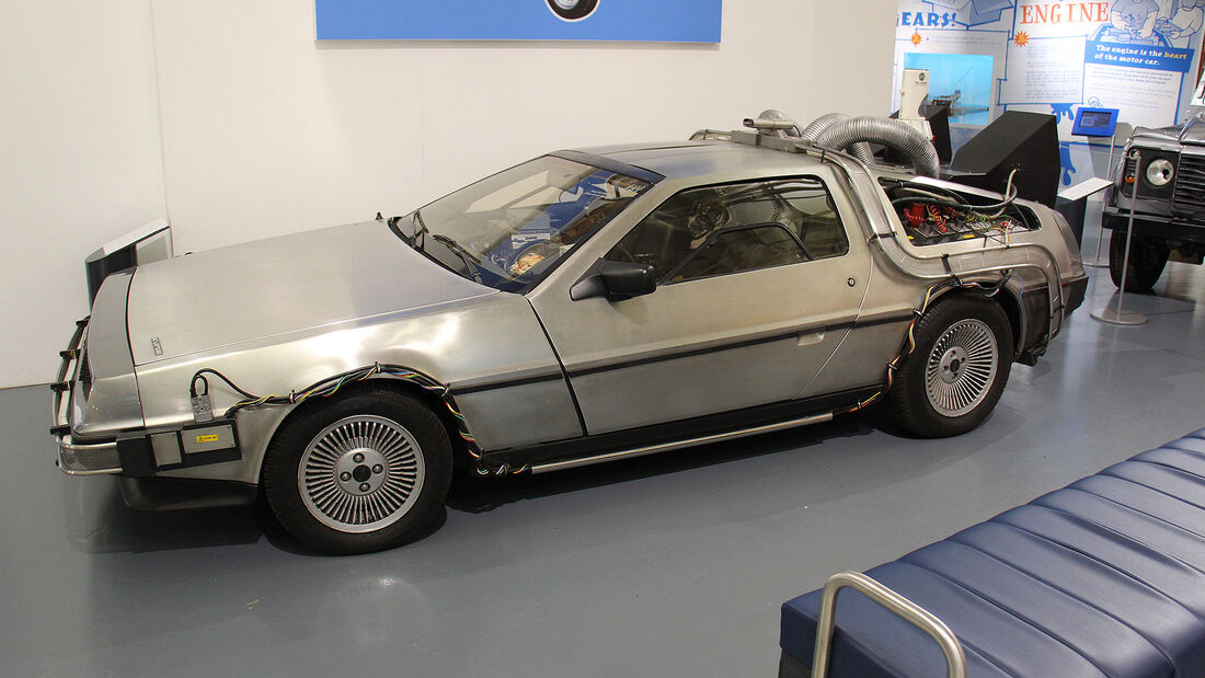 DeLorean DMC-12 Zurück in die Zukunft 2 im British Motor Museum