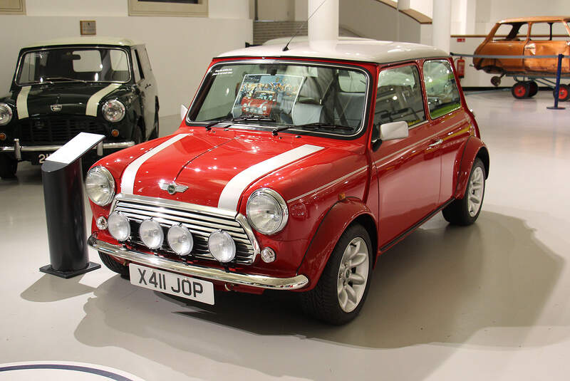 Der letzte Classic Mini Cooper im British Motor Museum