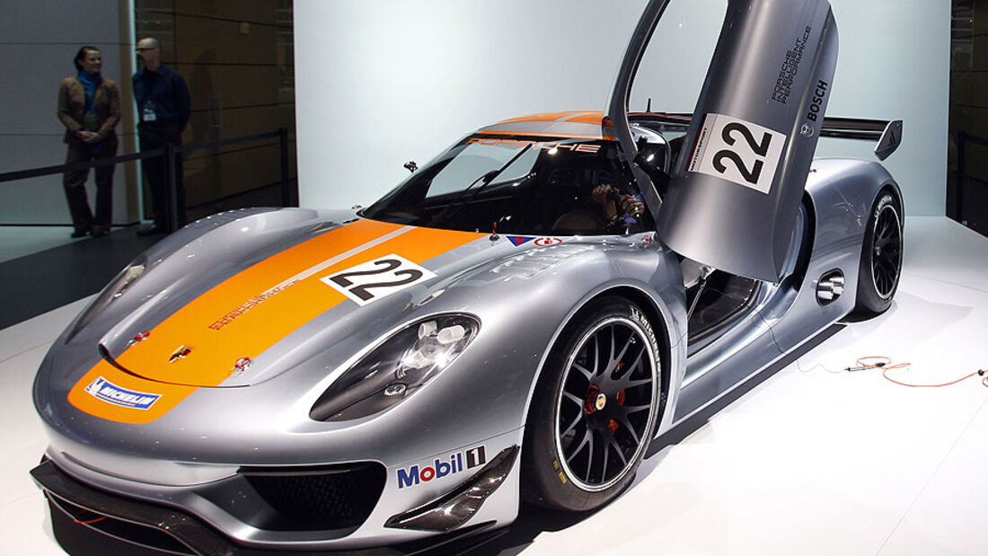 Detroit Motor Show 2011, Porsche 911 RSR