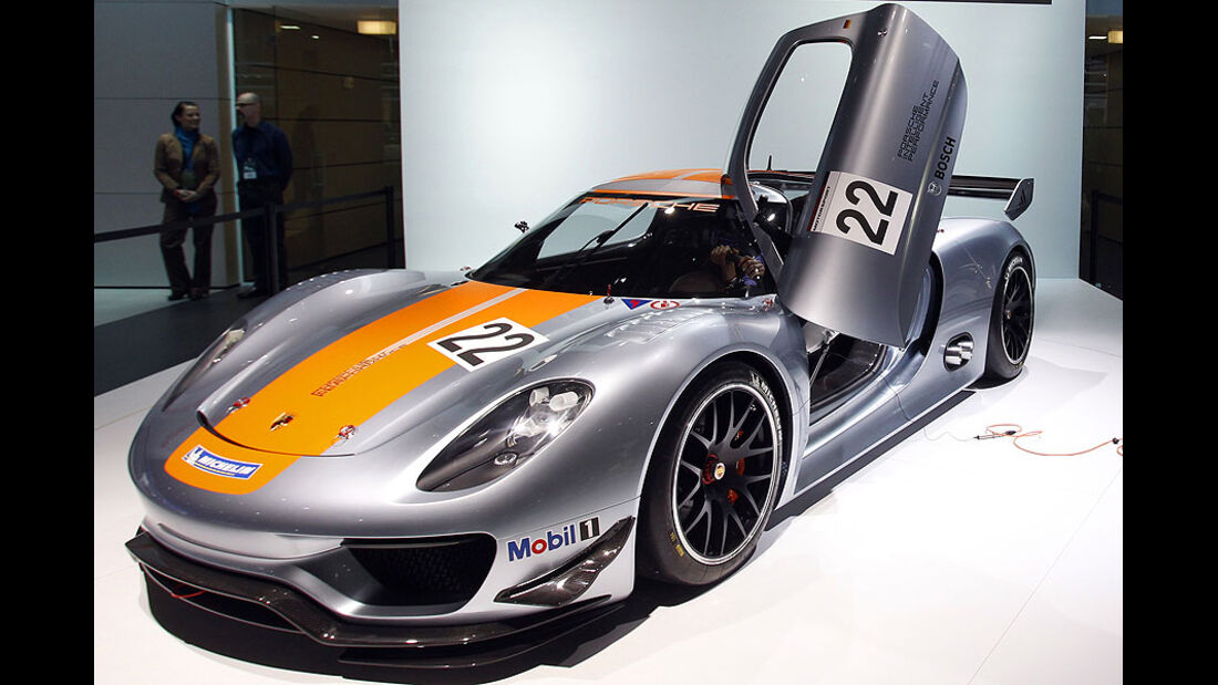 Detroit Motor Show 2011, Porsche 911 RSR