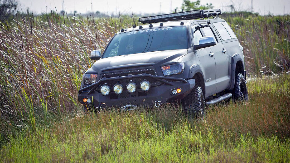 Devolro Toyota Tundra Pickup Tuning