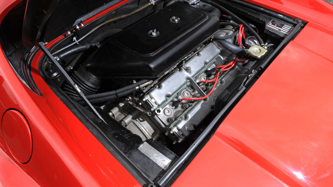 Dino 246 GT, Motor