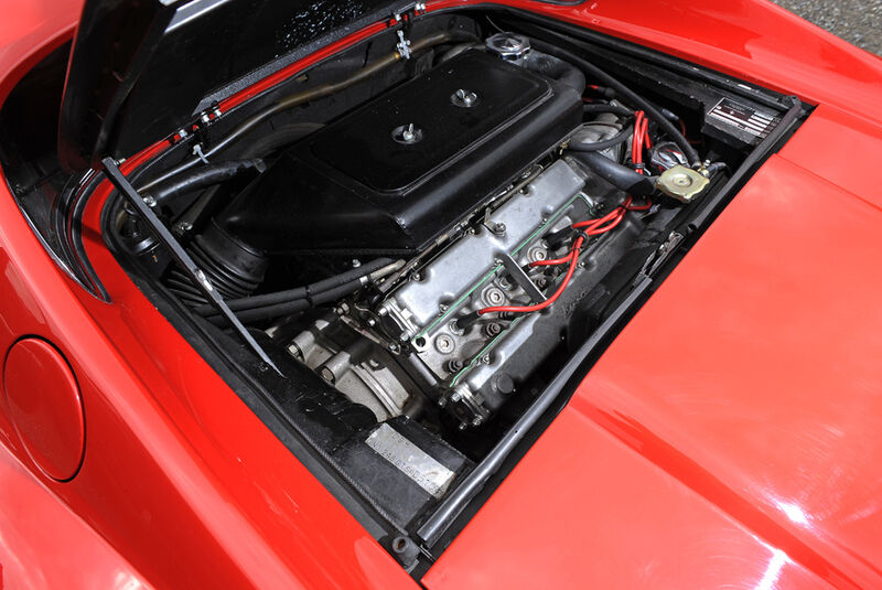 Dino 246 GT, Motor