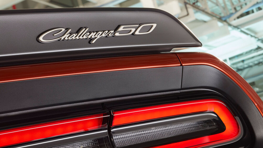 Dodge Challenger 50th Anniversary Edition